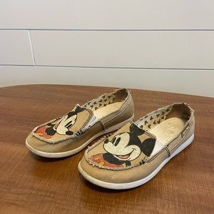 Size 7 Mickey Mouse Canvas Crocs